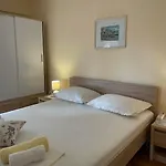 Apartments Gordana Buzolic